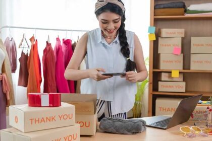 cara memulai bisnis online shop baju