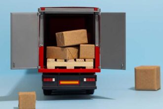 perbedaan pengiriman cargo dan reguler